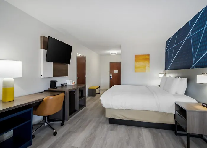 Comfort Inn & Suites