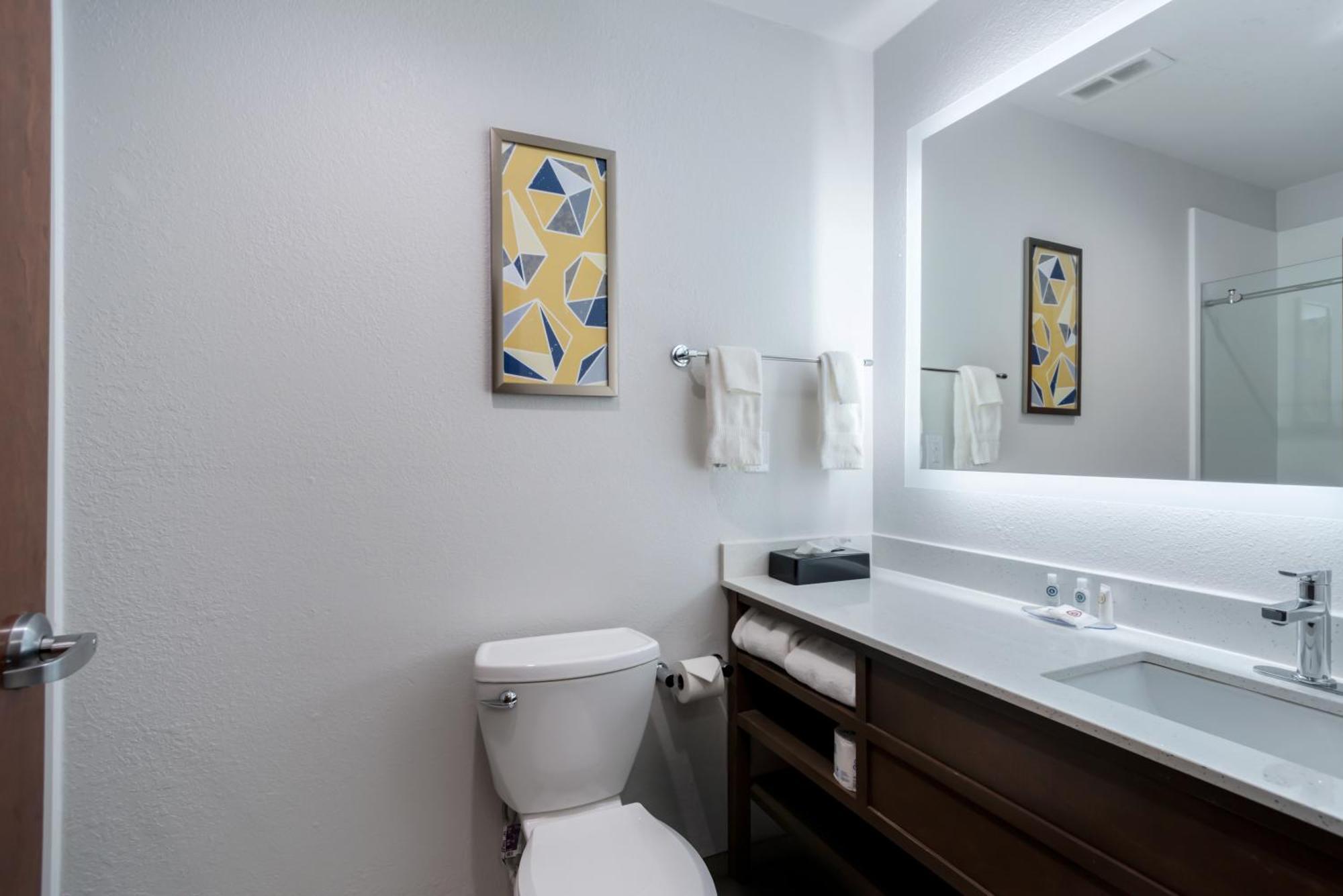 Hotel Comfort & 3*